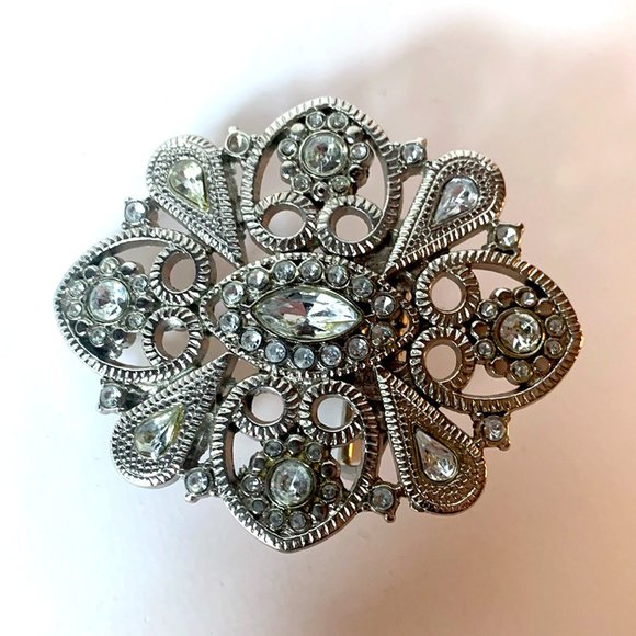 Sparkling Rhinestone & Engraved Belt Buckle with Detailed Scroll Work - Picture 6 of 7